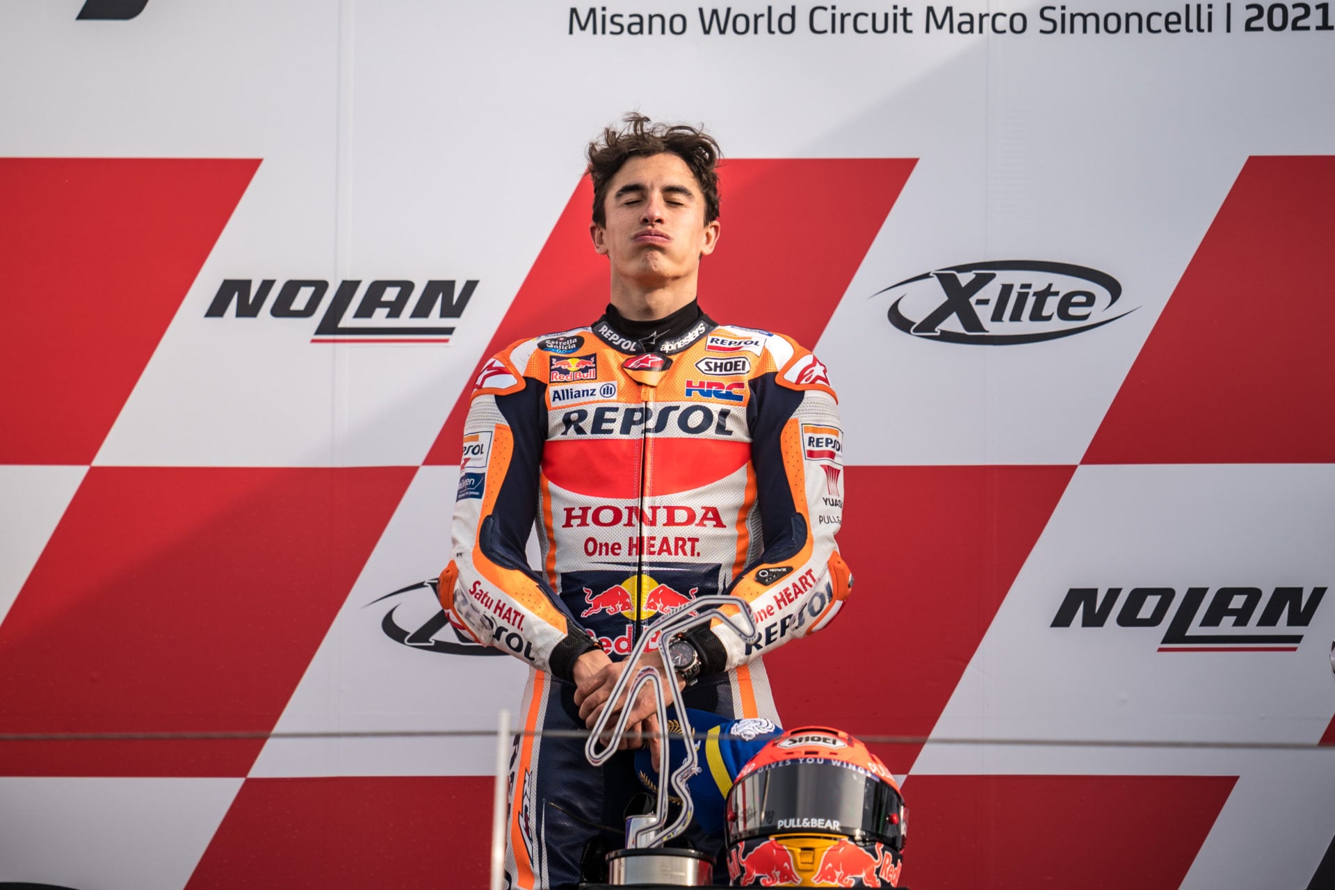 Marc Marquez offers three-word response when asked if he left Honda ...