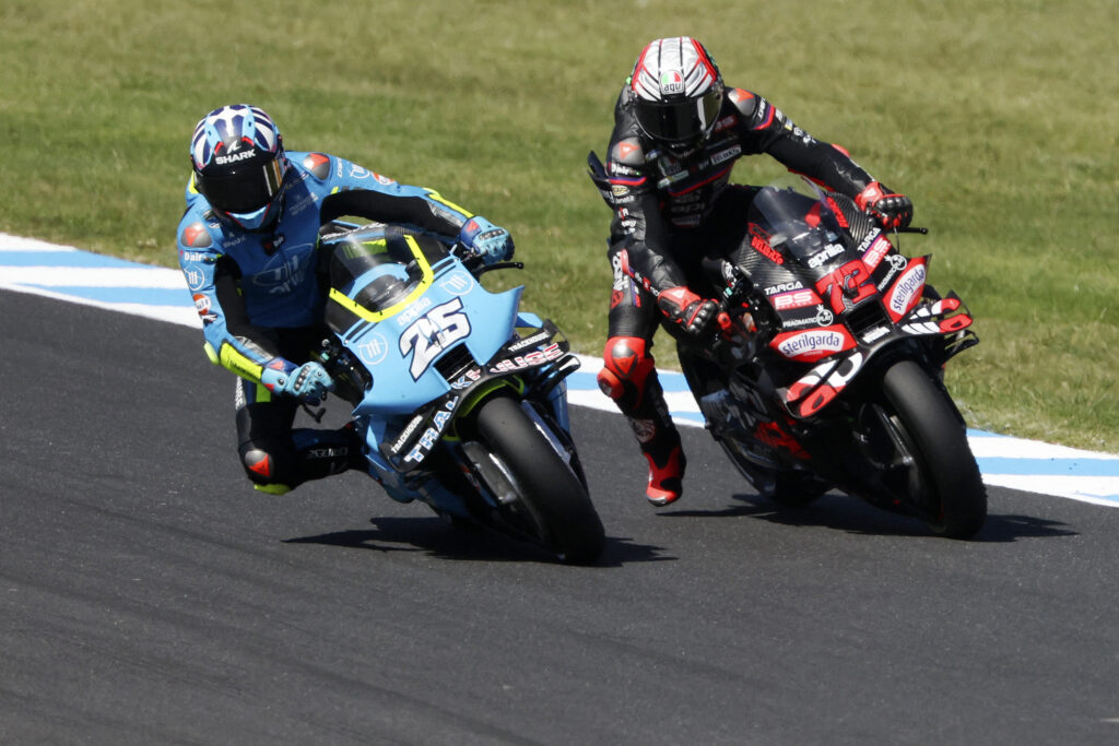 Trackhouse rider Raul Fernandez battles Aprilia's Marco Bezzecchi during the Phillip Island Sprint Race at the 2025 MotoGP Australian Grand Prix