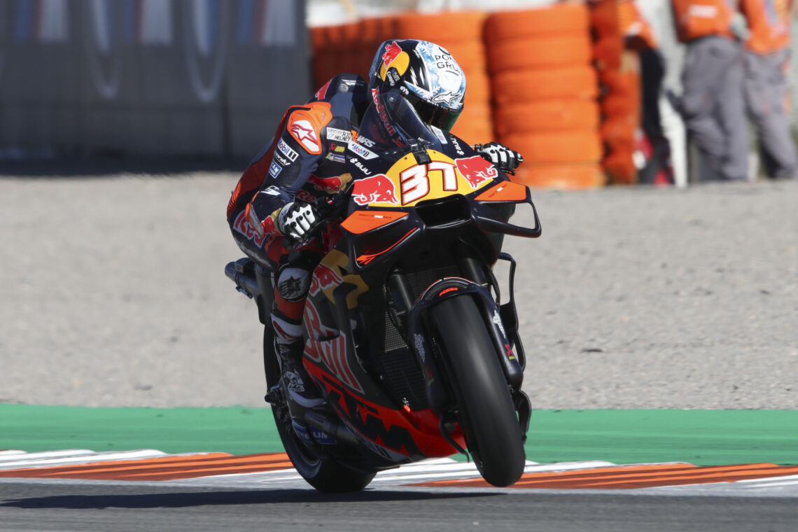 3 during testing at Ricardo Tormo Circuit on November 18, 2025 in Valencia, Spain. (Photo by Gold & Goose Photography/Getty Images