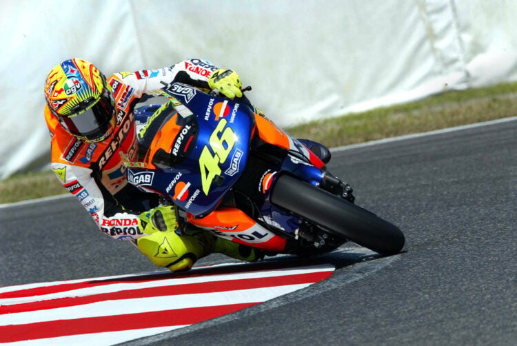 5 Apr 2002:   Valentino Rossi of Italy and the Repsol Honda team in action during testing for the opening round of the 500cc MotoGP Championship at...
