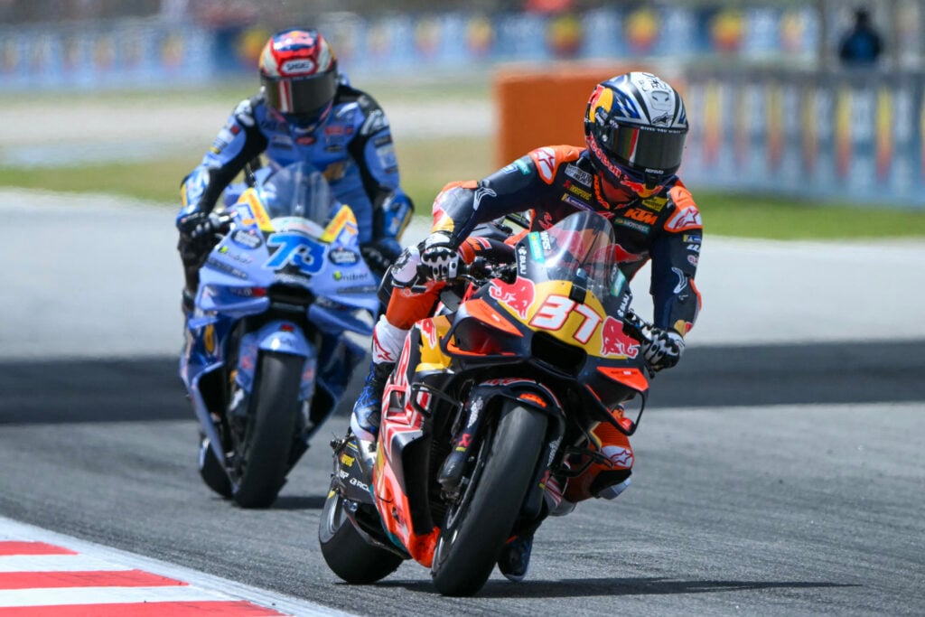 Alex Marquez and Pedro Acosta battle during the Catalan Grand Prix